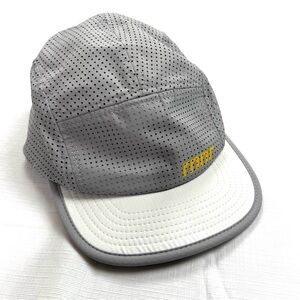 rnnr Running Hat Cap Grey/White Distance Pacer Strap Mesh 58 cm
